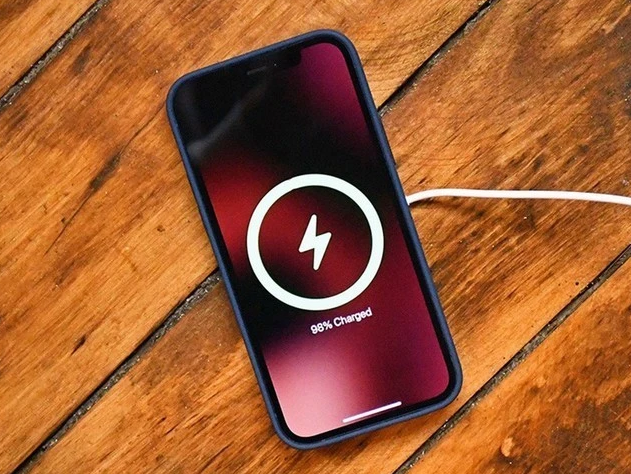 丹徒苹果手机维修分享iPhone 12可以随便充电吗 